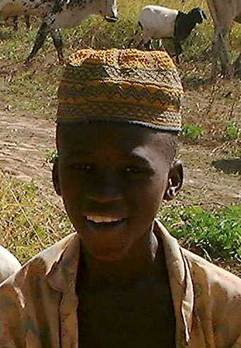 face21-boy a barr.jpg (30578 bytes)