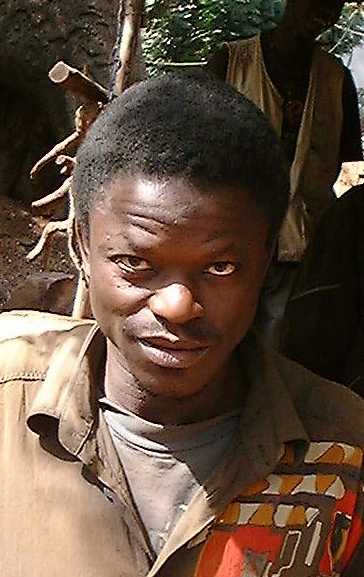 face39-artist.jpg (30235 bytes)